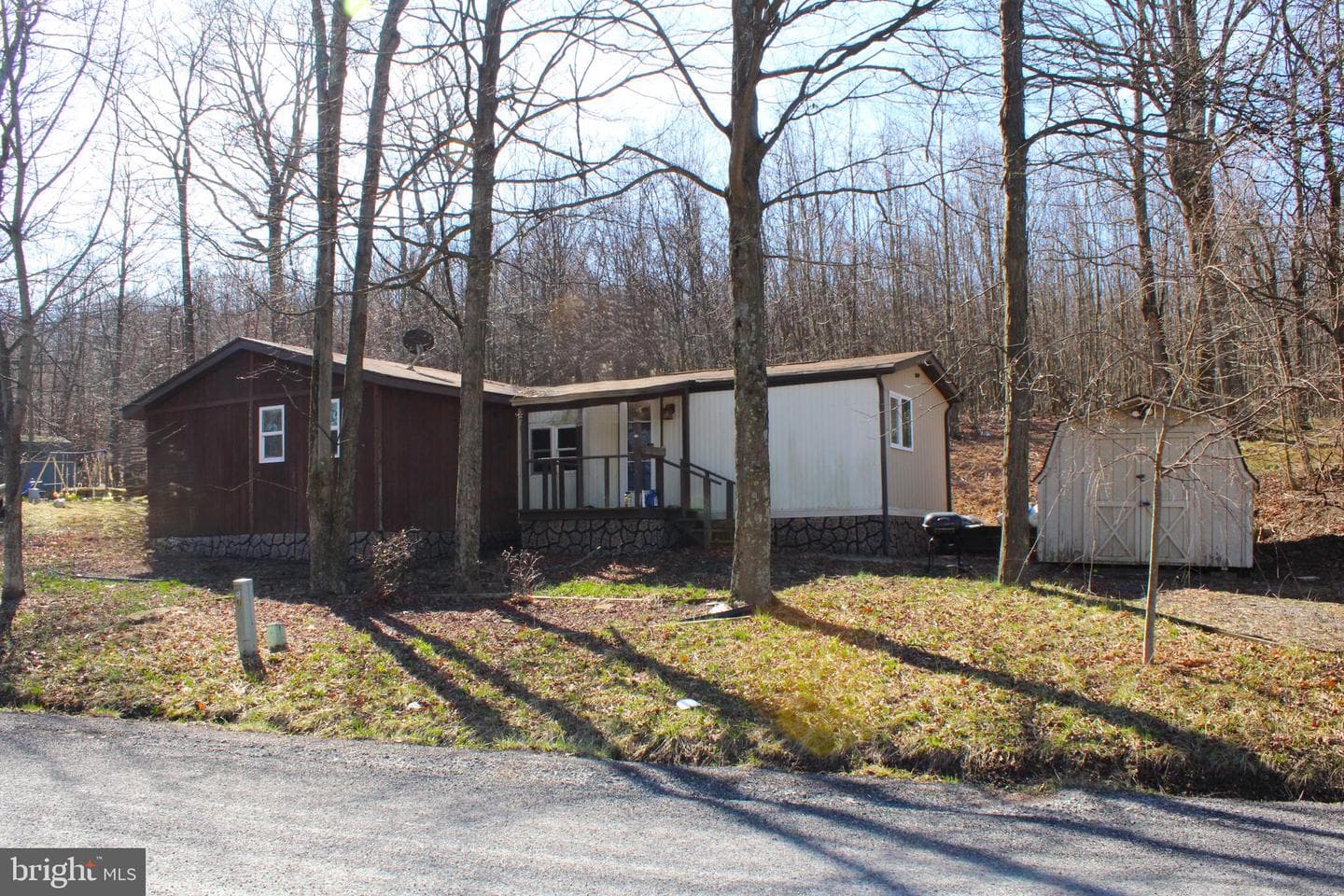15904 Woodsview Dr photo 4