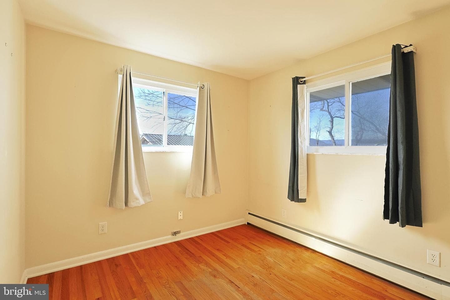 701 White Avenue photo 22