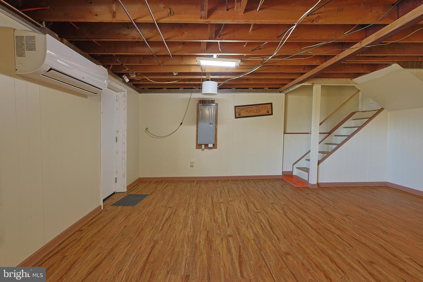 701 White Avenue photo 31