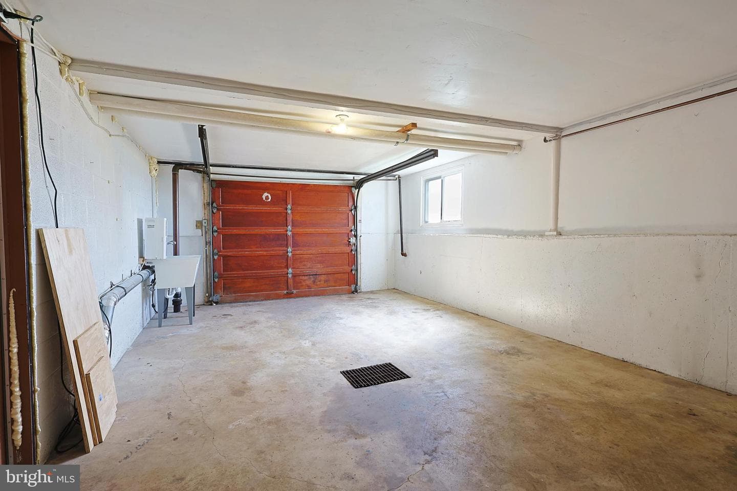 701 White Avenue photo 37