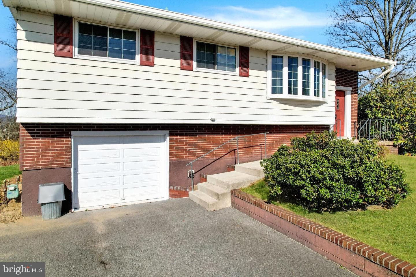 701 White Avenue photo 45