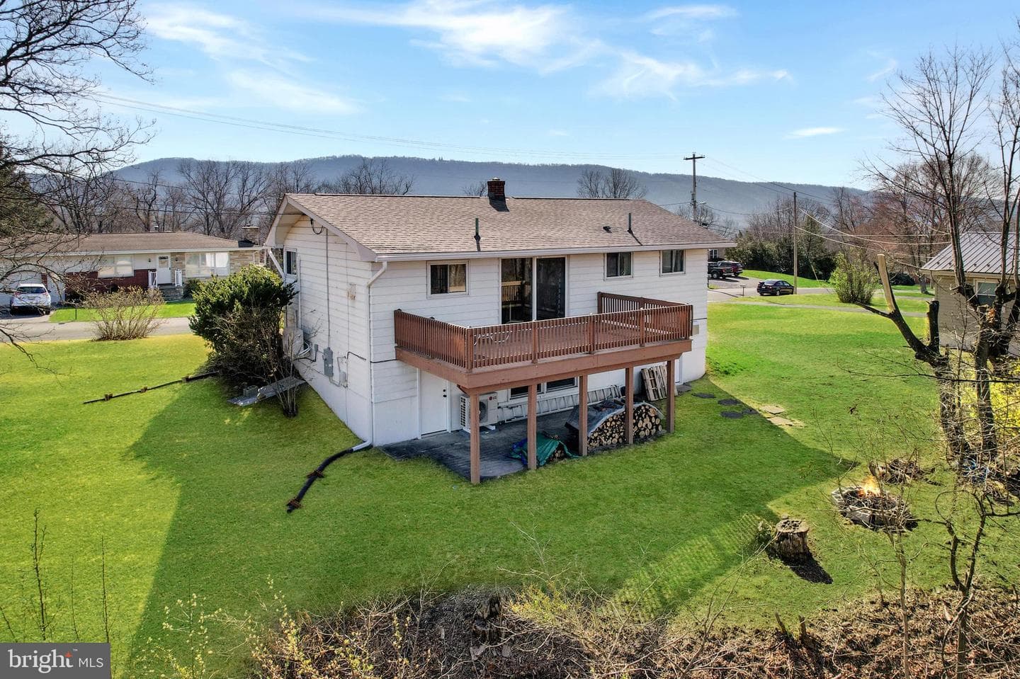701 White Avenue photo 55