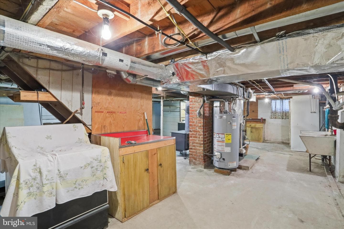 13 S Woodlawn Avenue photo 36