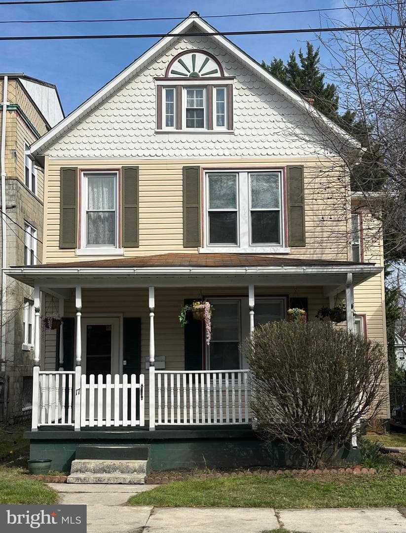 17 N Chase Street