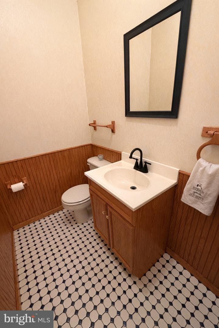 17 N Chase Street photo 11