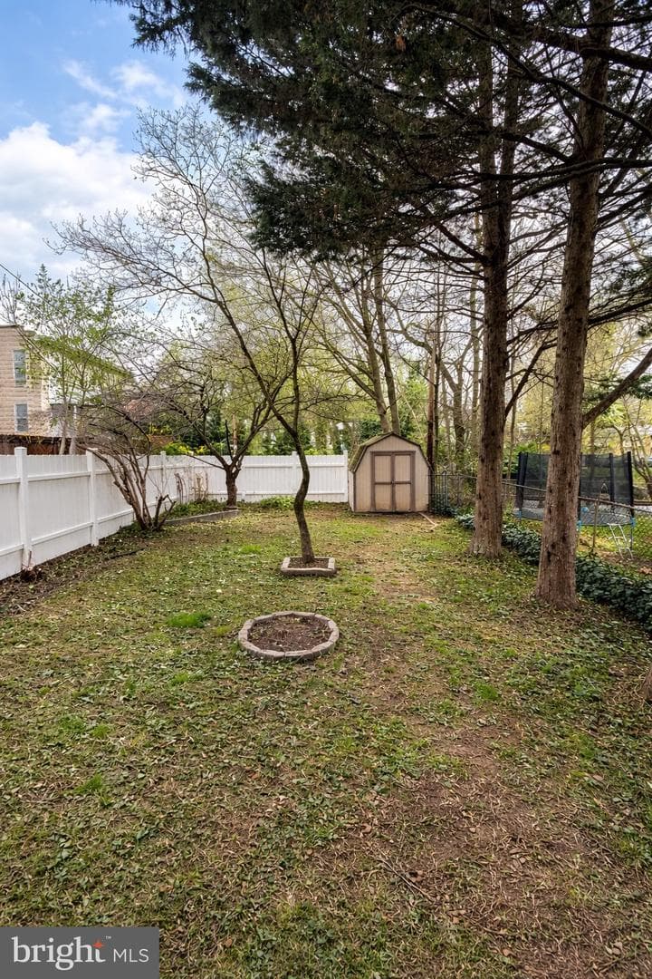 17 N Chase Street photo 3
