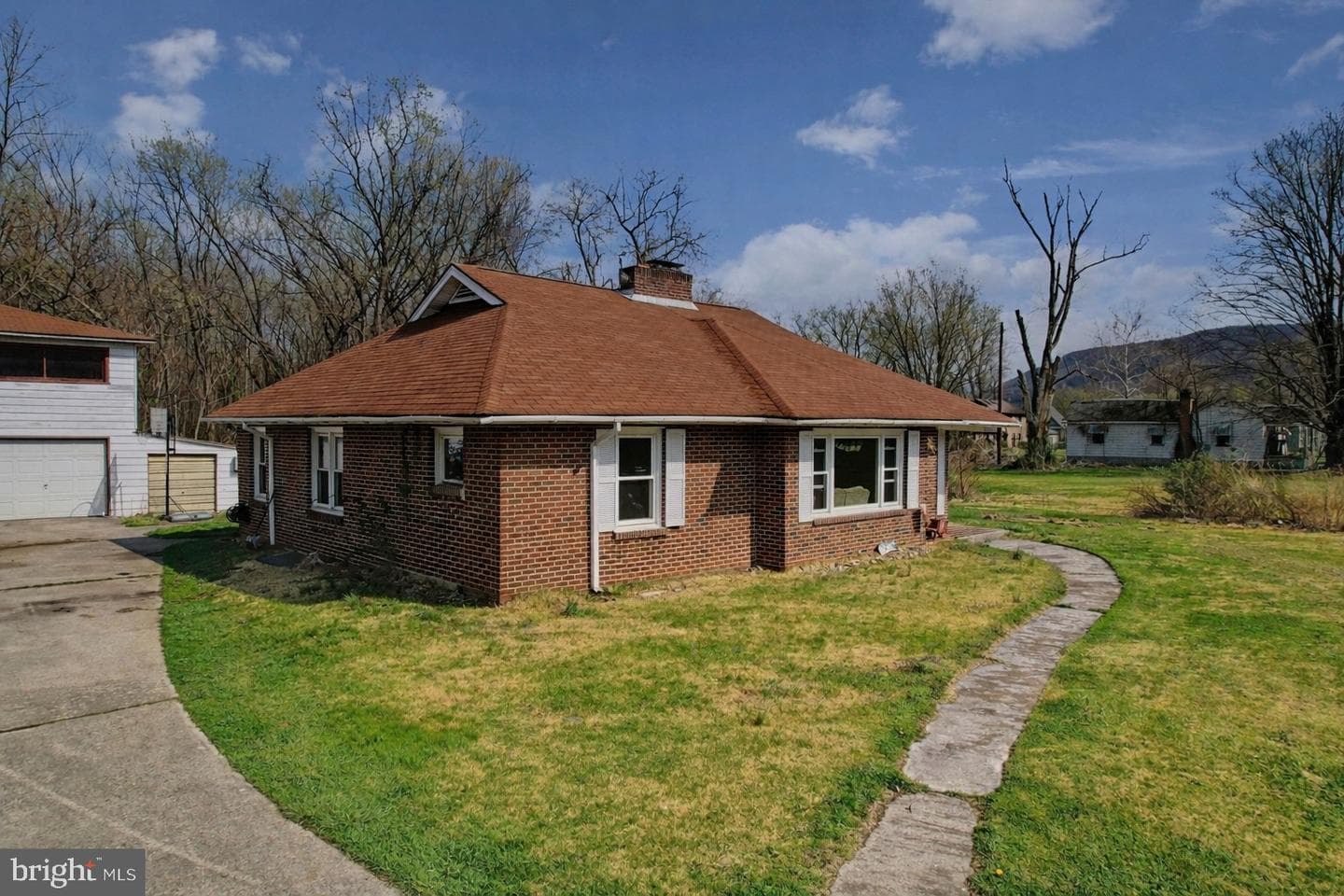11619 Bierman Drive SE photo 2