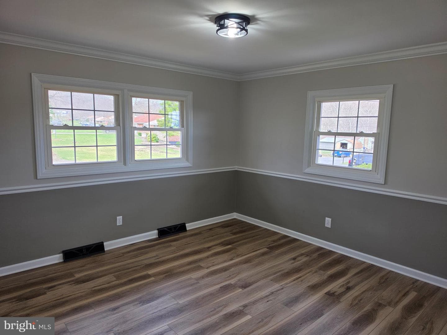 11 Linda Way photo 25