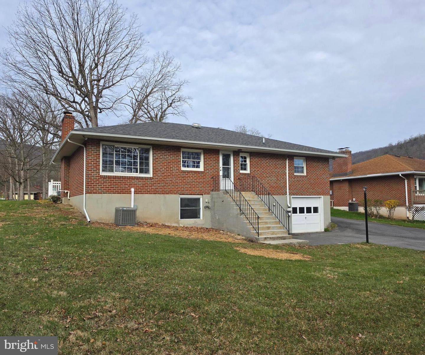 11 Linda Way photo 7