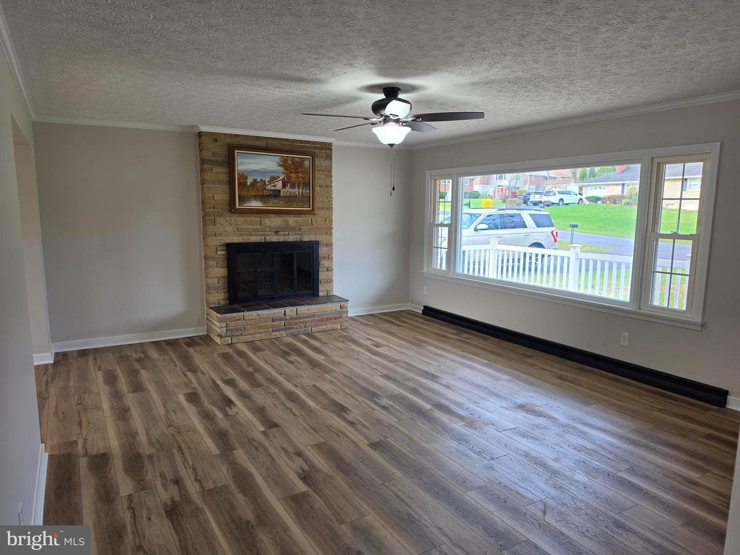 11 Linda Way photo 9