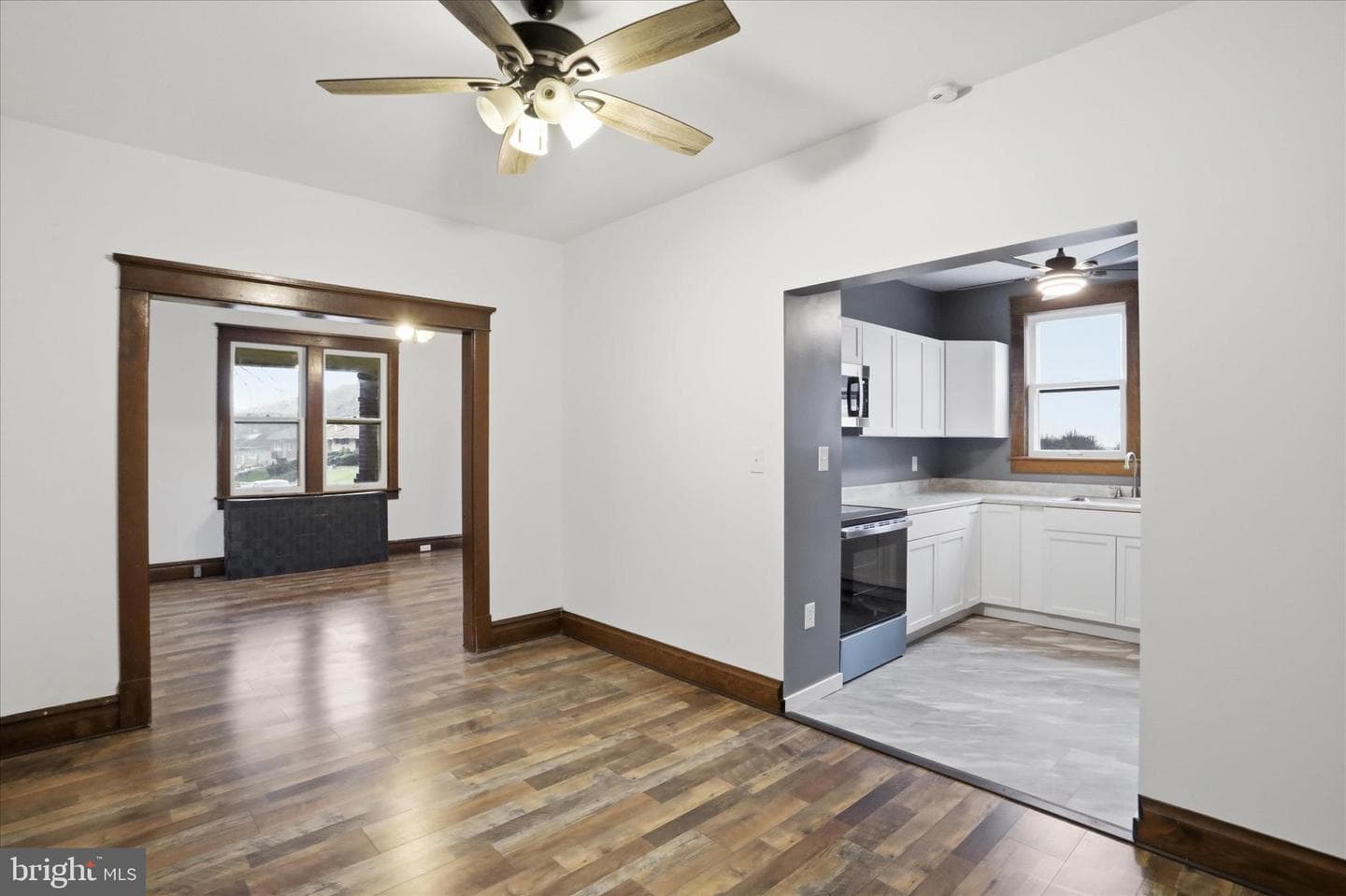 465 Warren Street photo 11