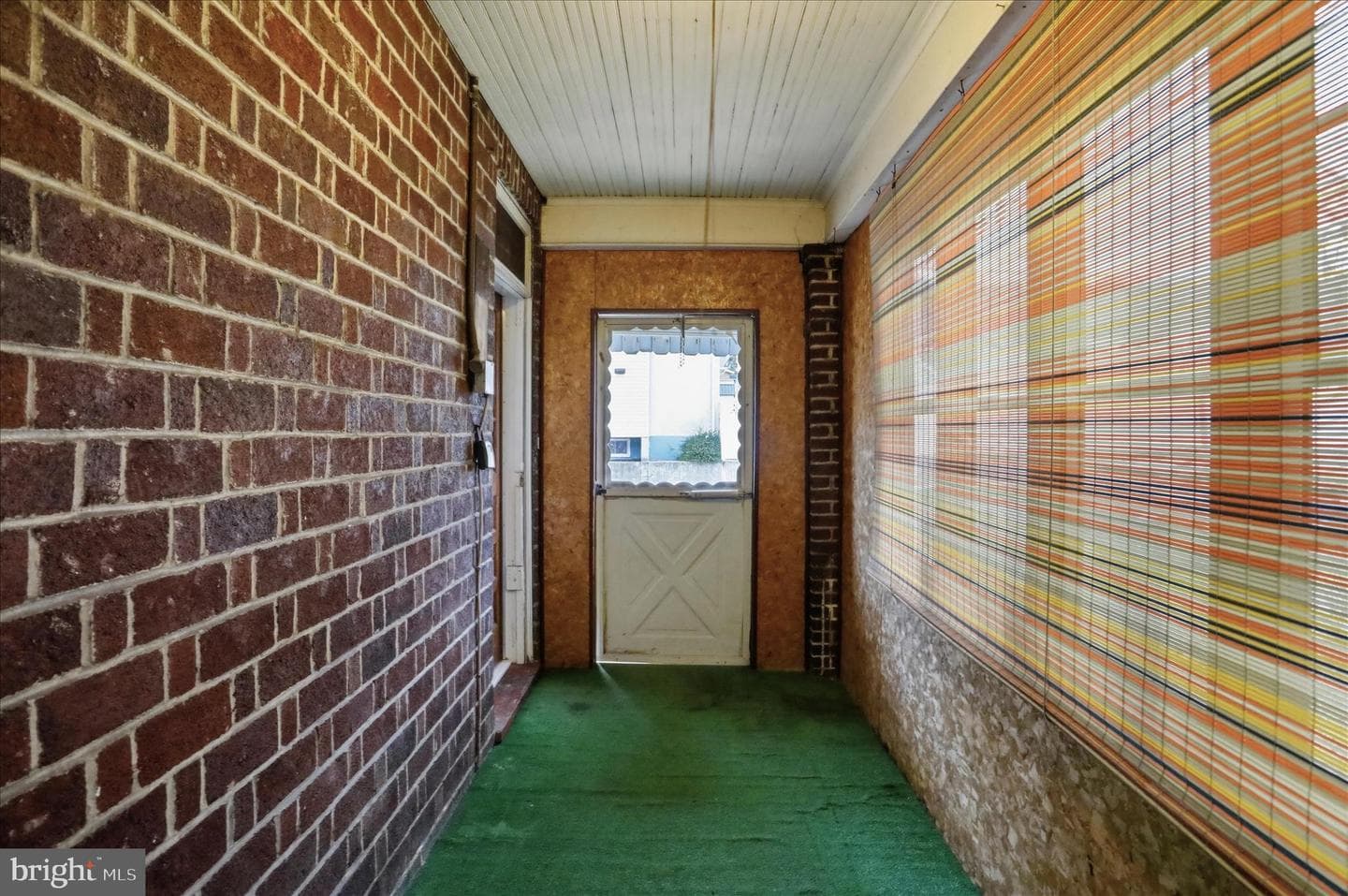 465 Warren Street photo 32