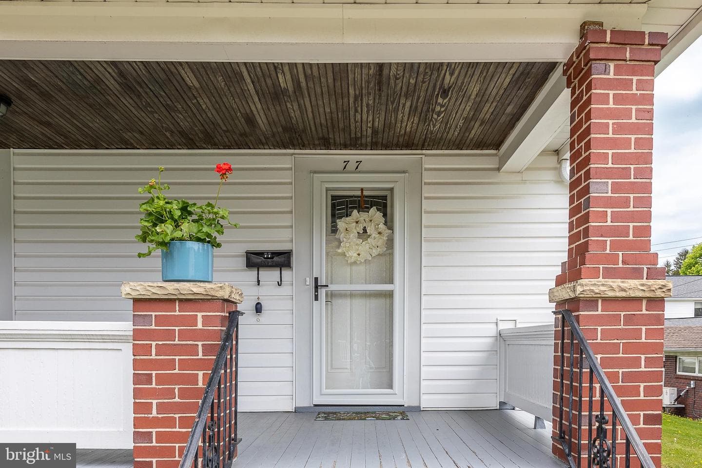 77 W College Avenue photo 2