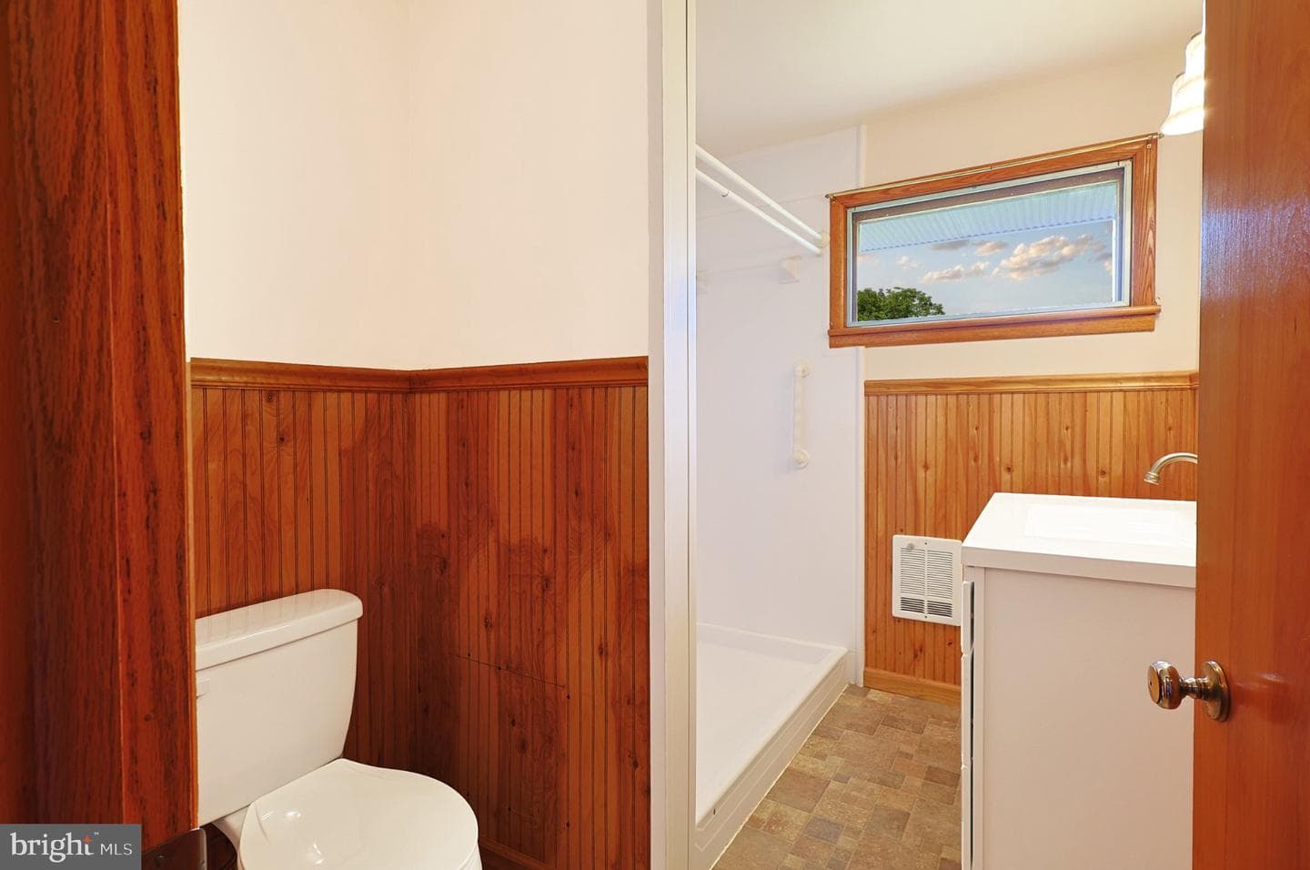 12043 Iris Avenue photo 19