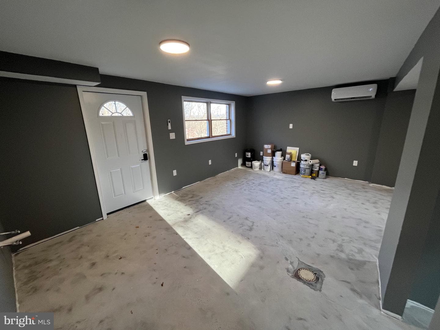 609 Wellington Lane photo 35