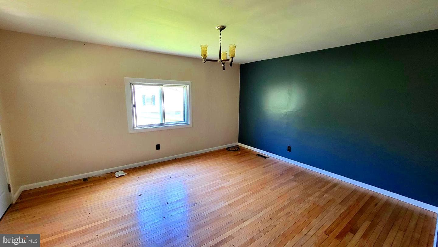 11214 Ore Street NE photo 11