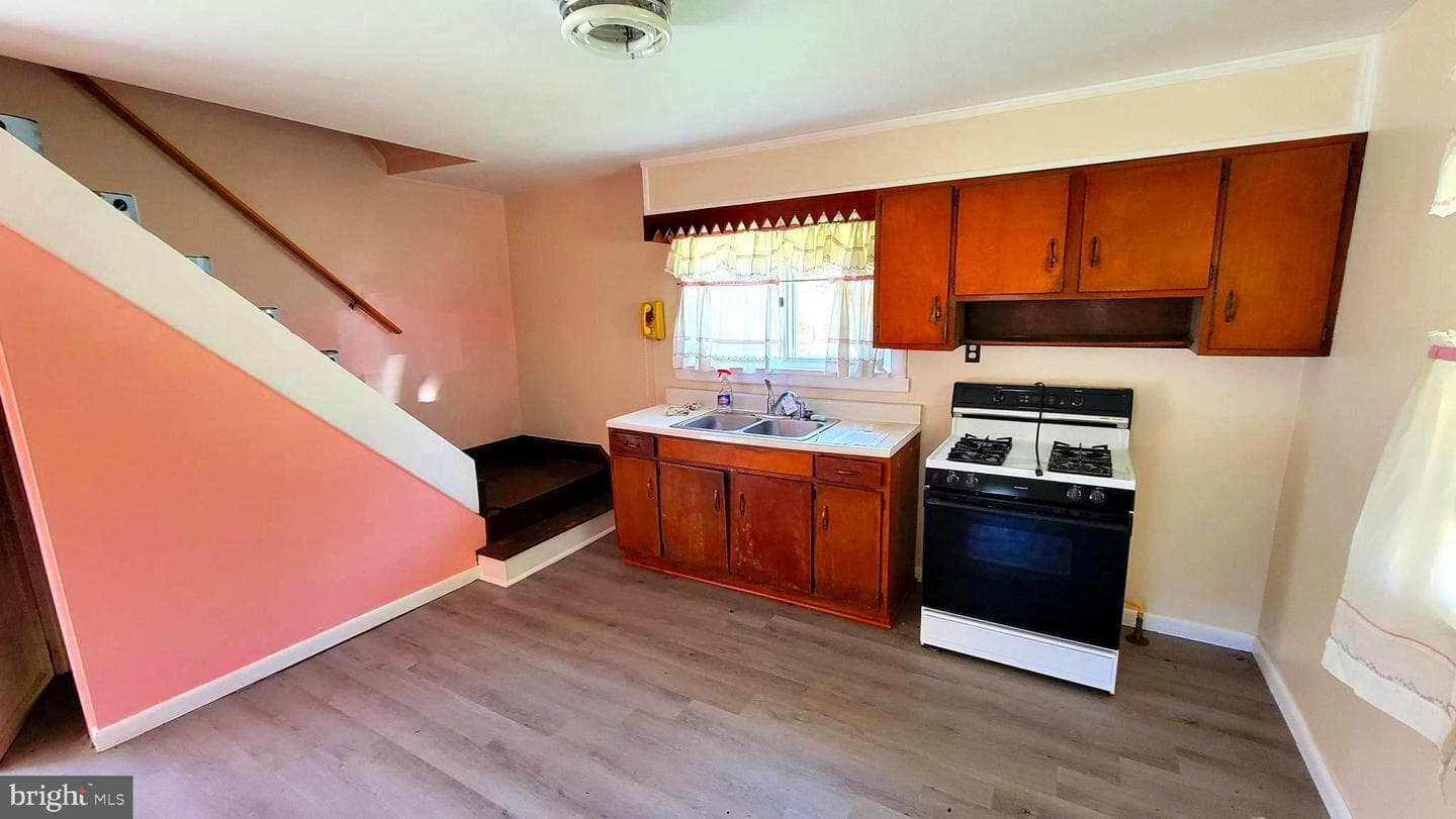 11214 Ore Street NE photo 13