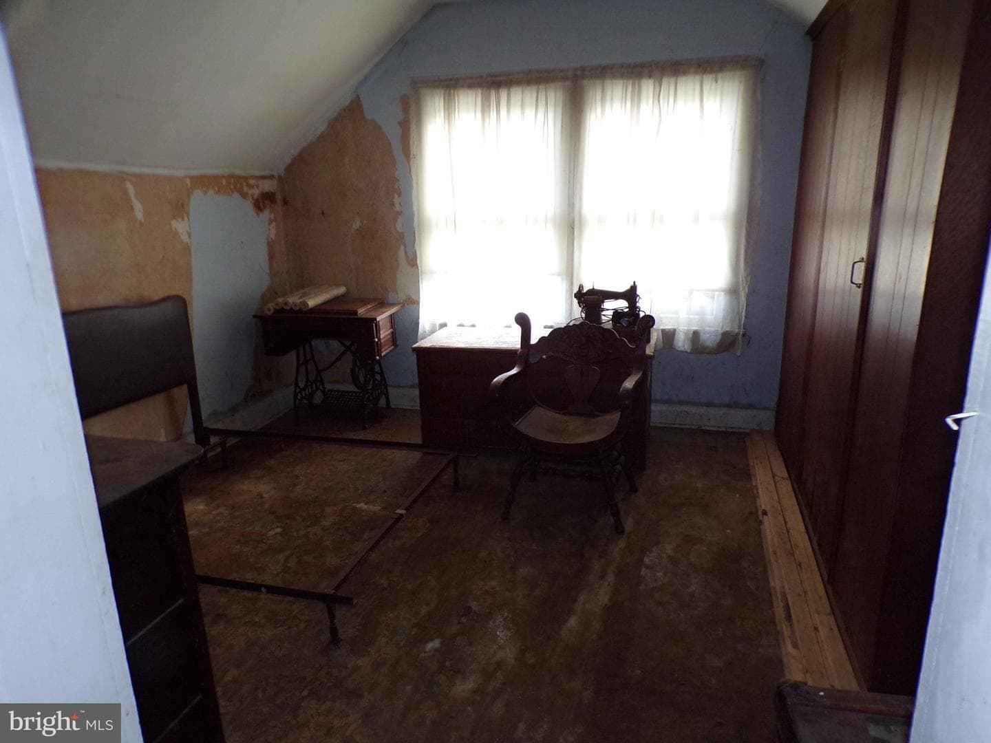 908 Harding Avenue photo 27