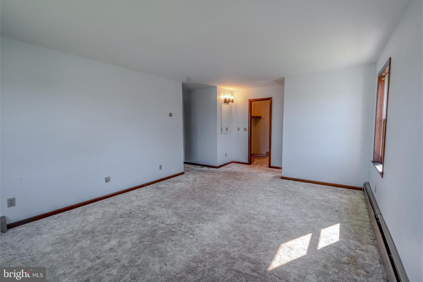 116 Victoria Lane photo 18