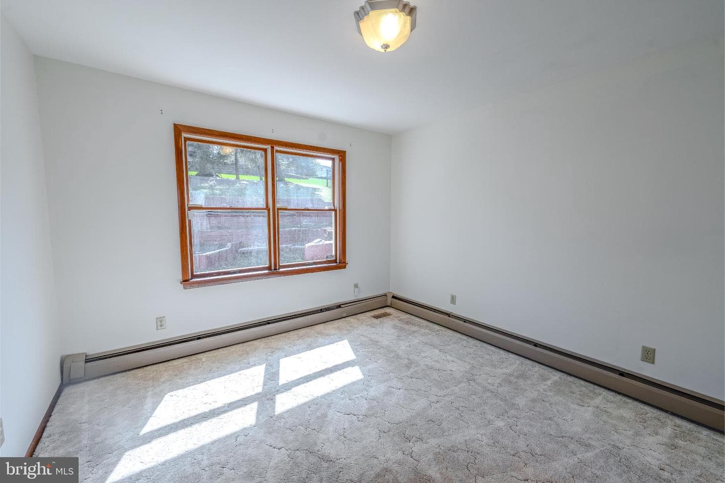 116 Victoria Lane photo 21