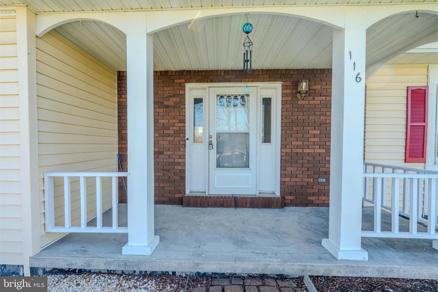 116 Victoria Lane photo 6