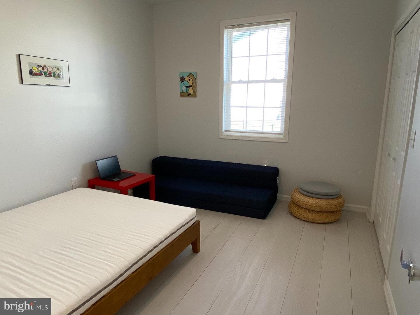 111 Candlewick Court photo 13