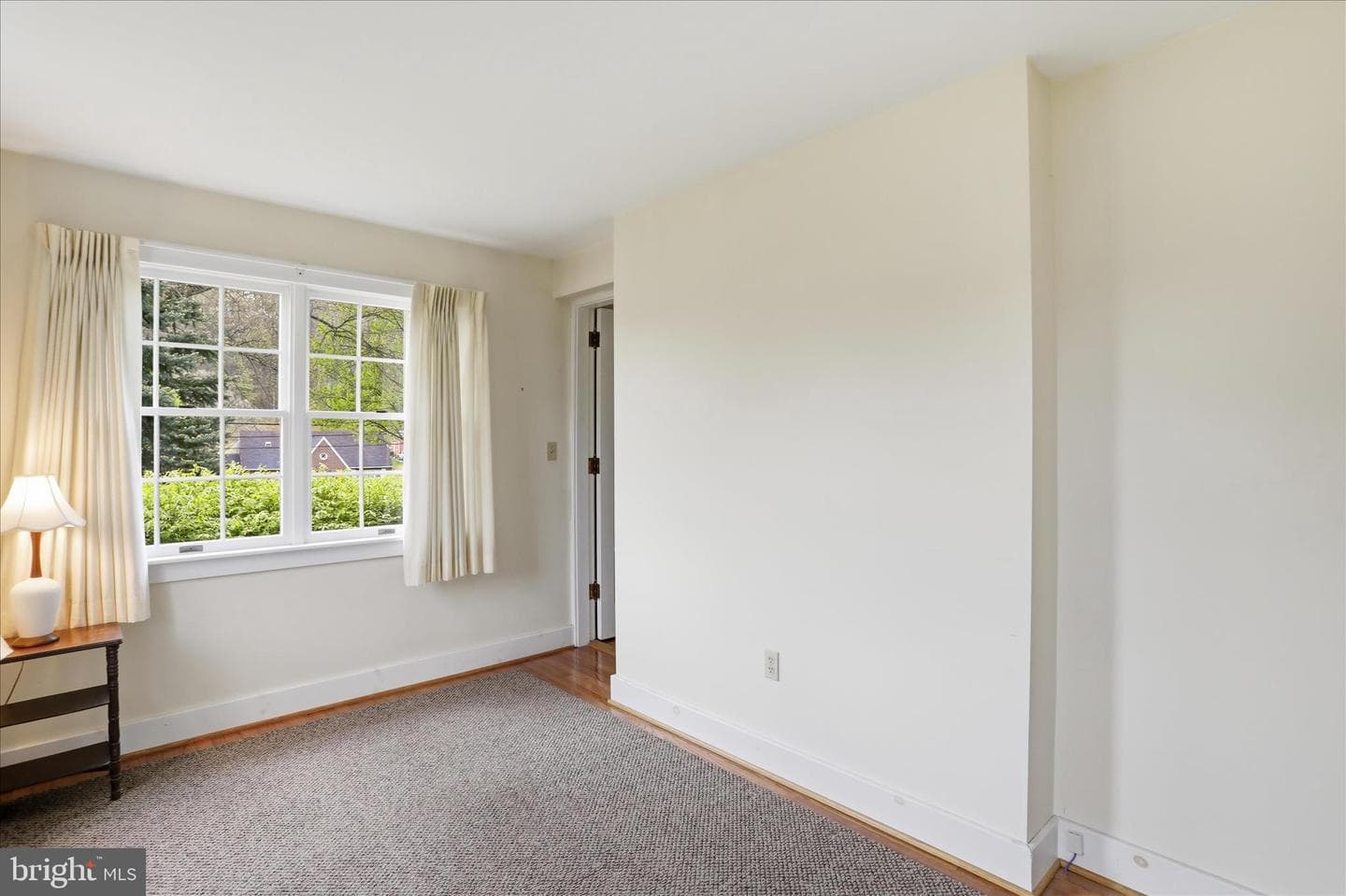 12035 Bedford Road NE photo 20