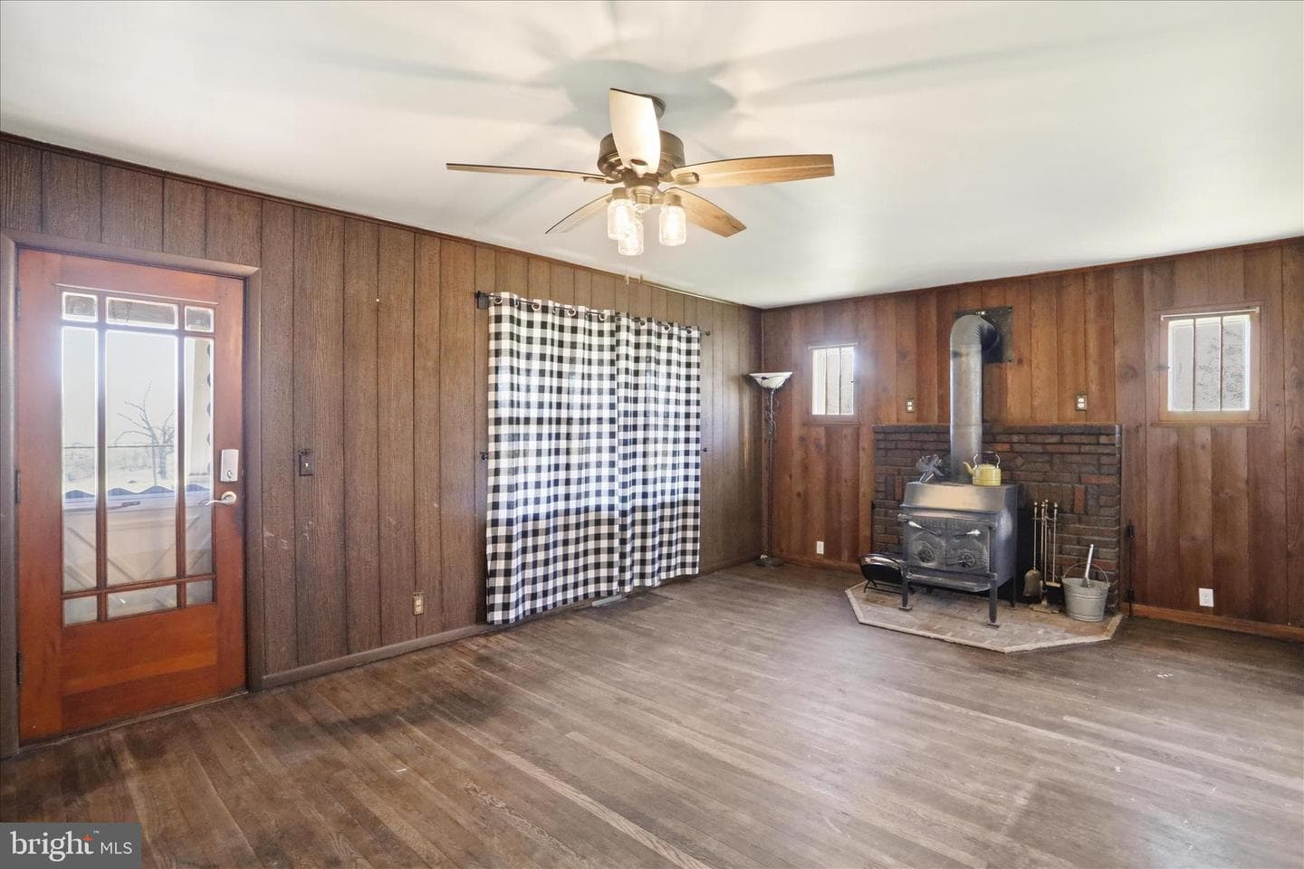 14510 Uhl Highway SE photo 9