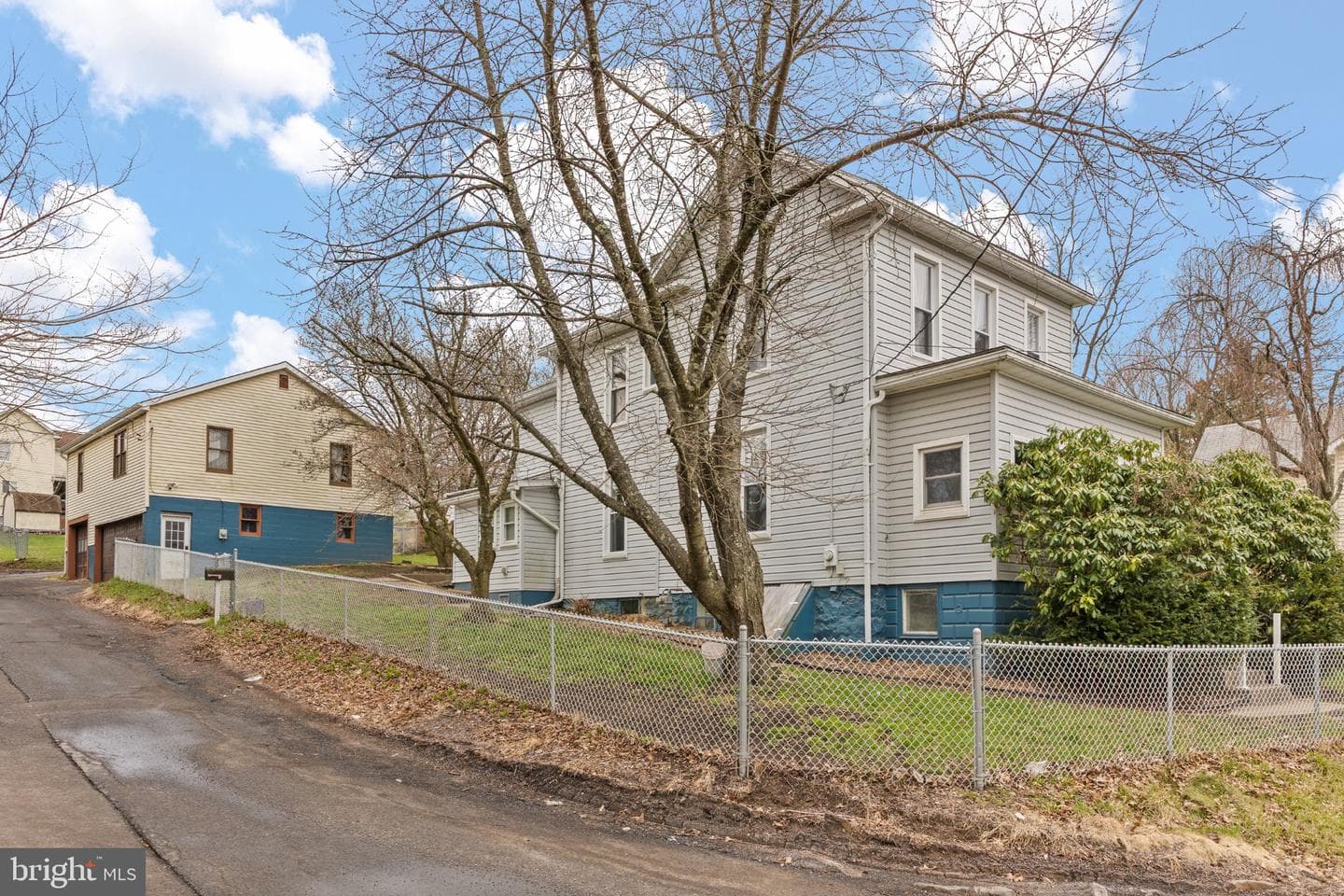 51 Mill Street photo 3