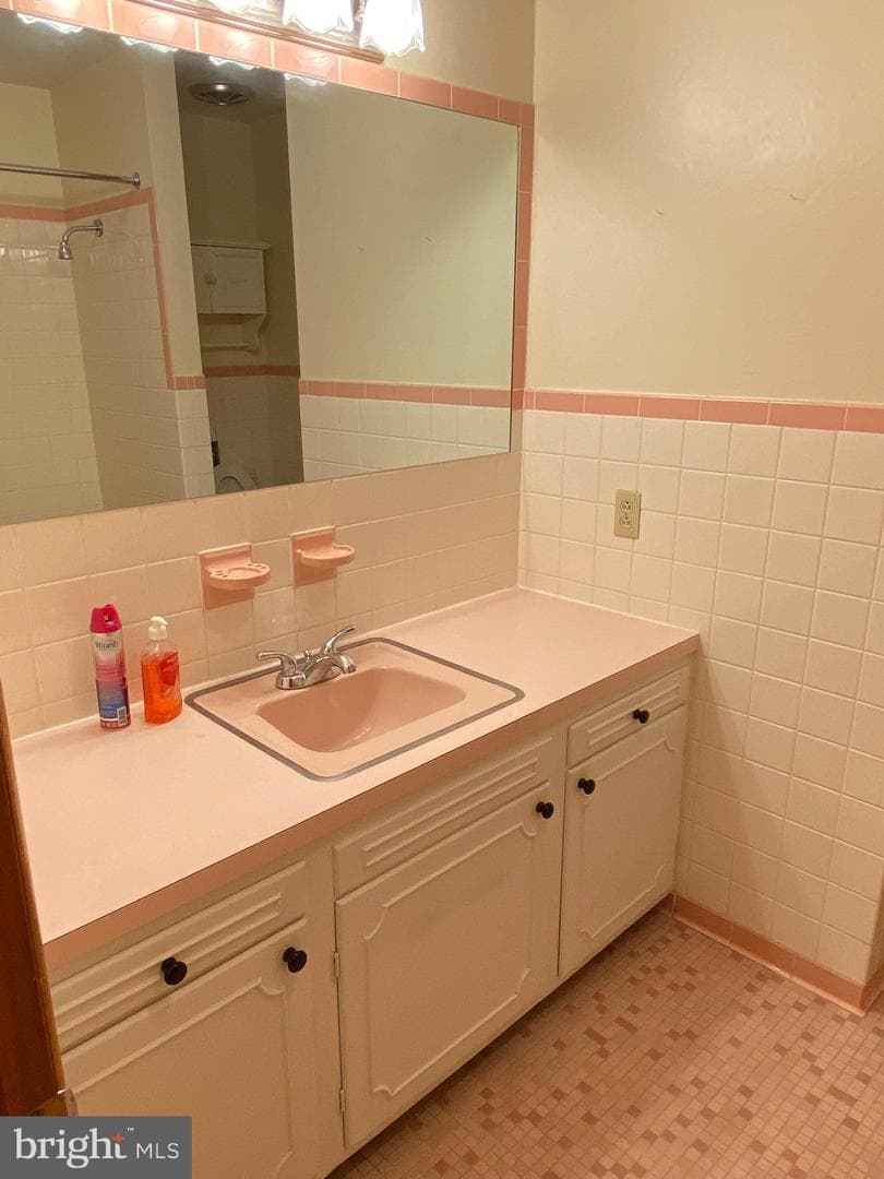 54 Hawthorne Drive photo 23