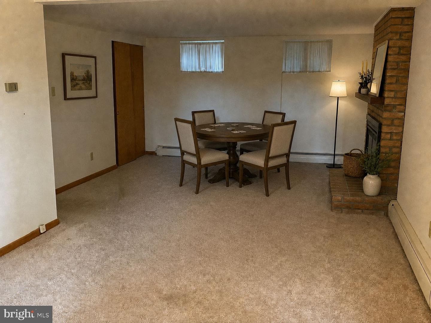 54 Hawthorne Drive photo 32