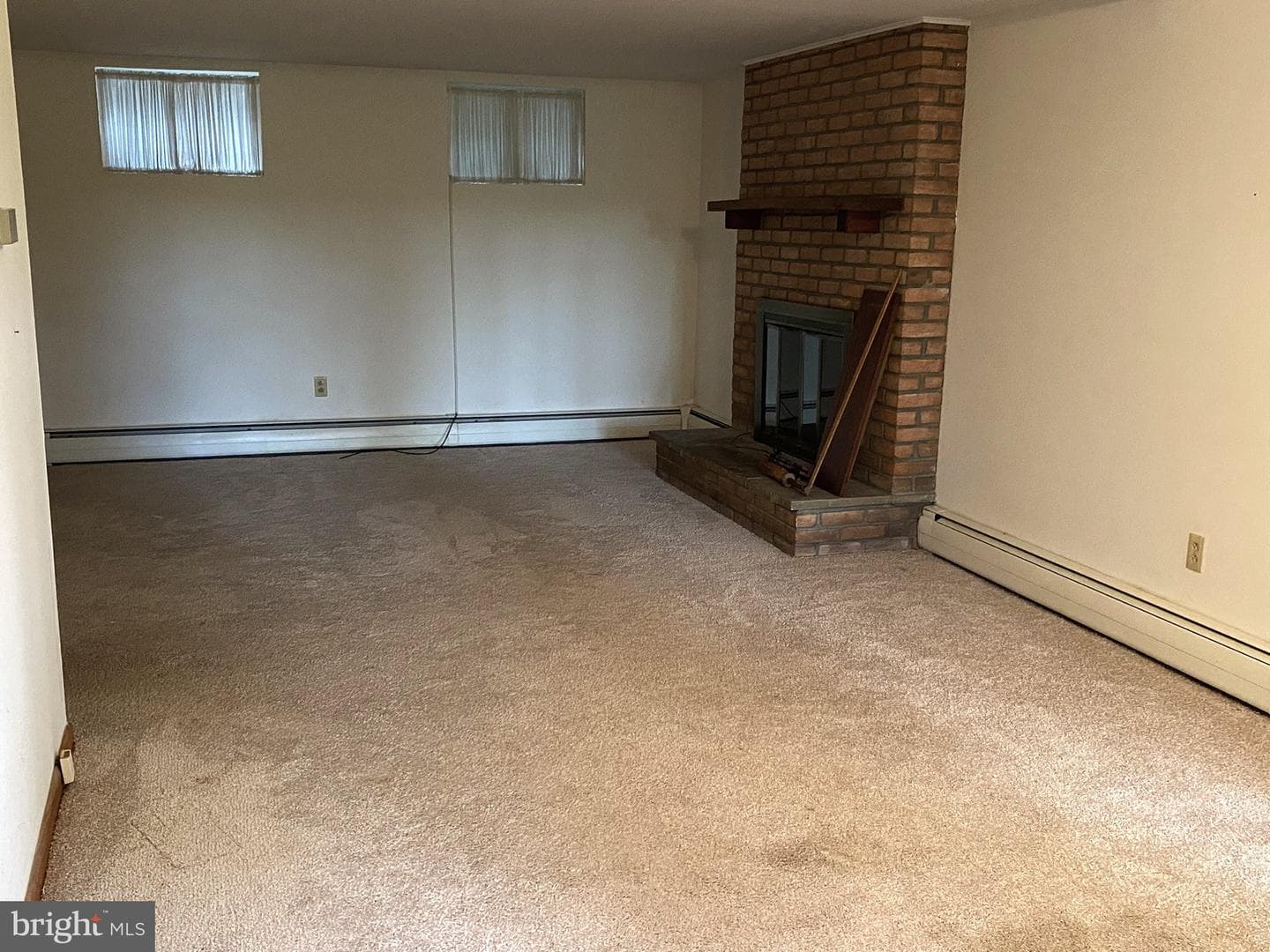54 Hawthorne Drive photo 33