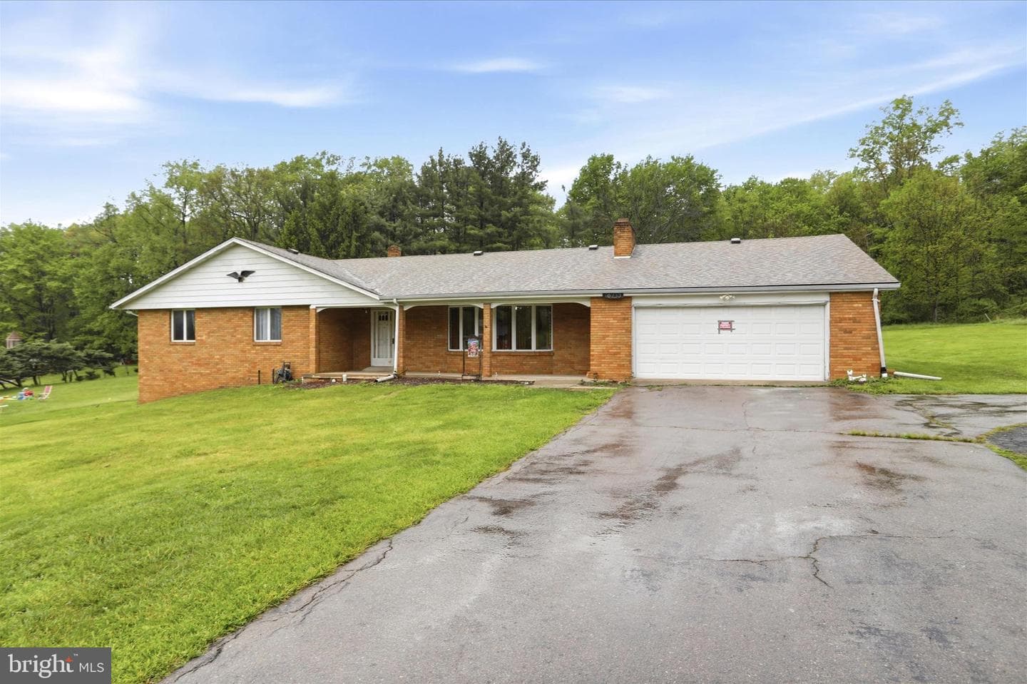 10233 Parkersburg Road, Eckhart Mines