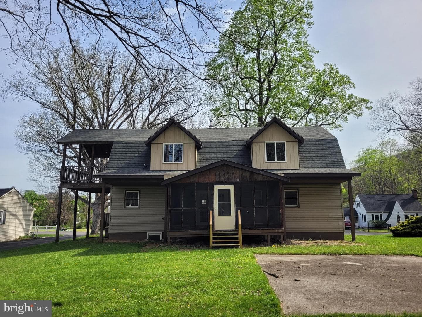 23 Oaklawn Avenue photo 4