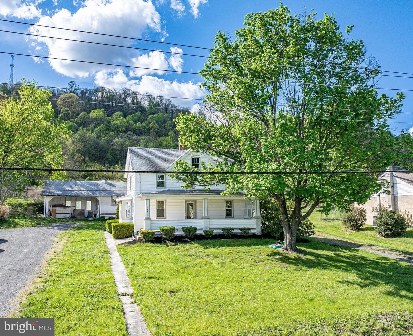 14015 Bedford Road NE, Cumberland