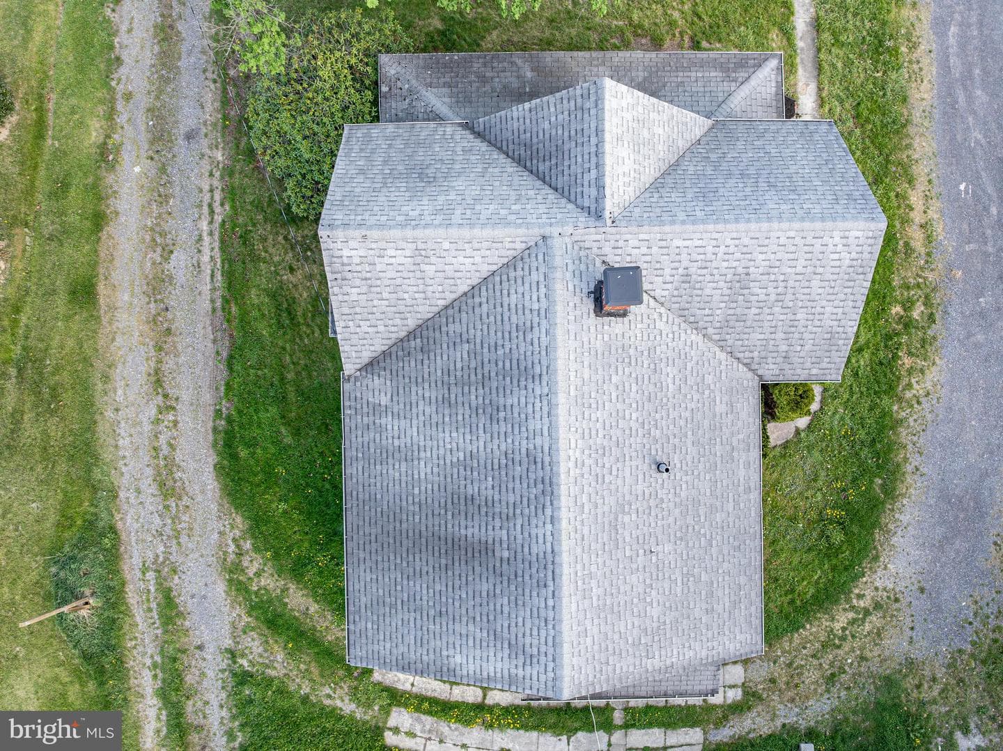 14015 Bedford Road NE photo 42