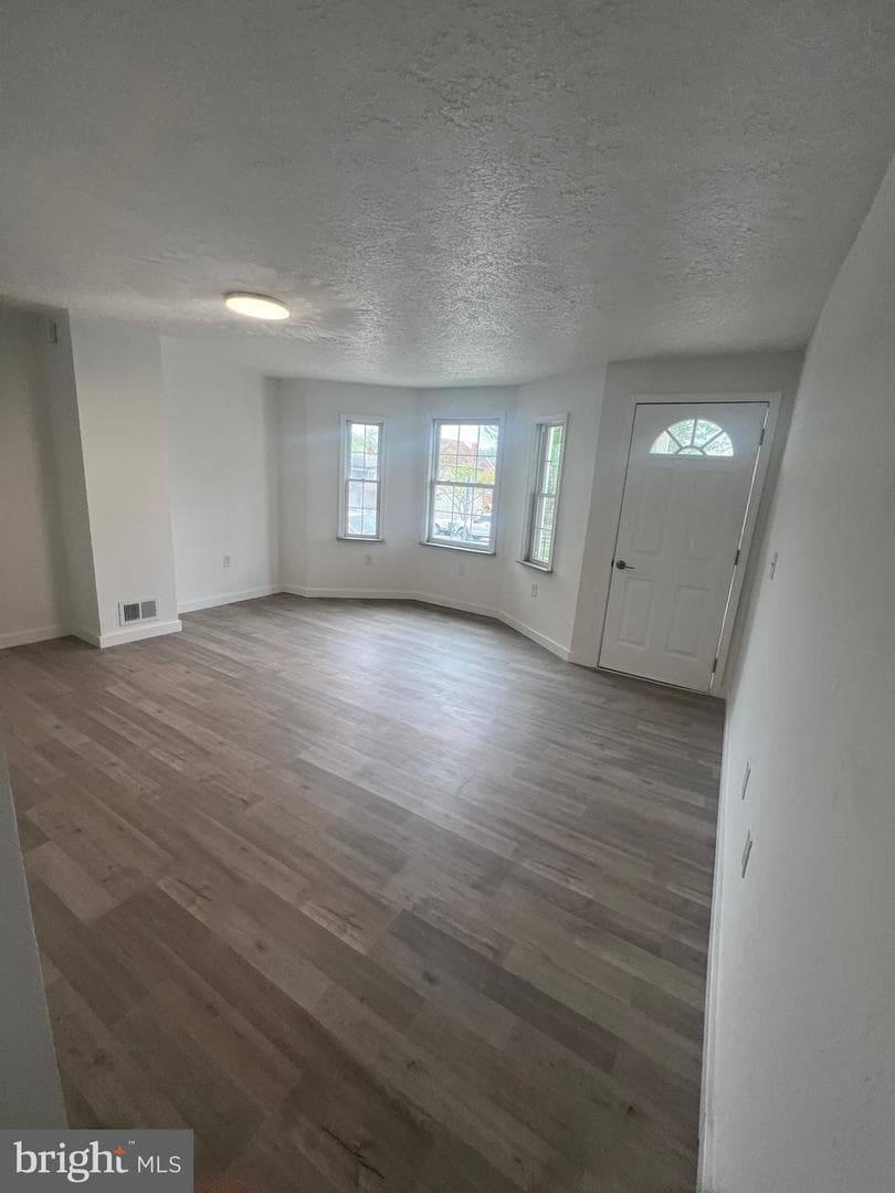 112 Seymour Street photo 6