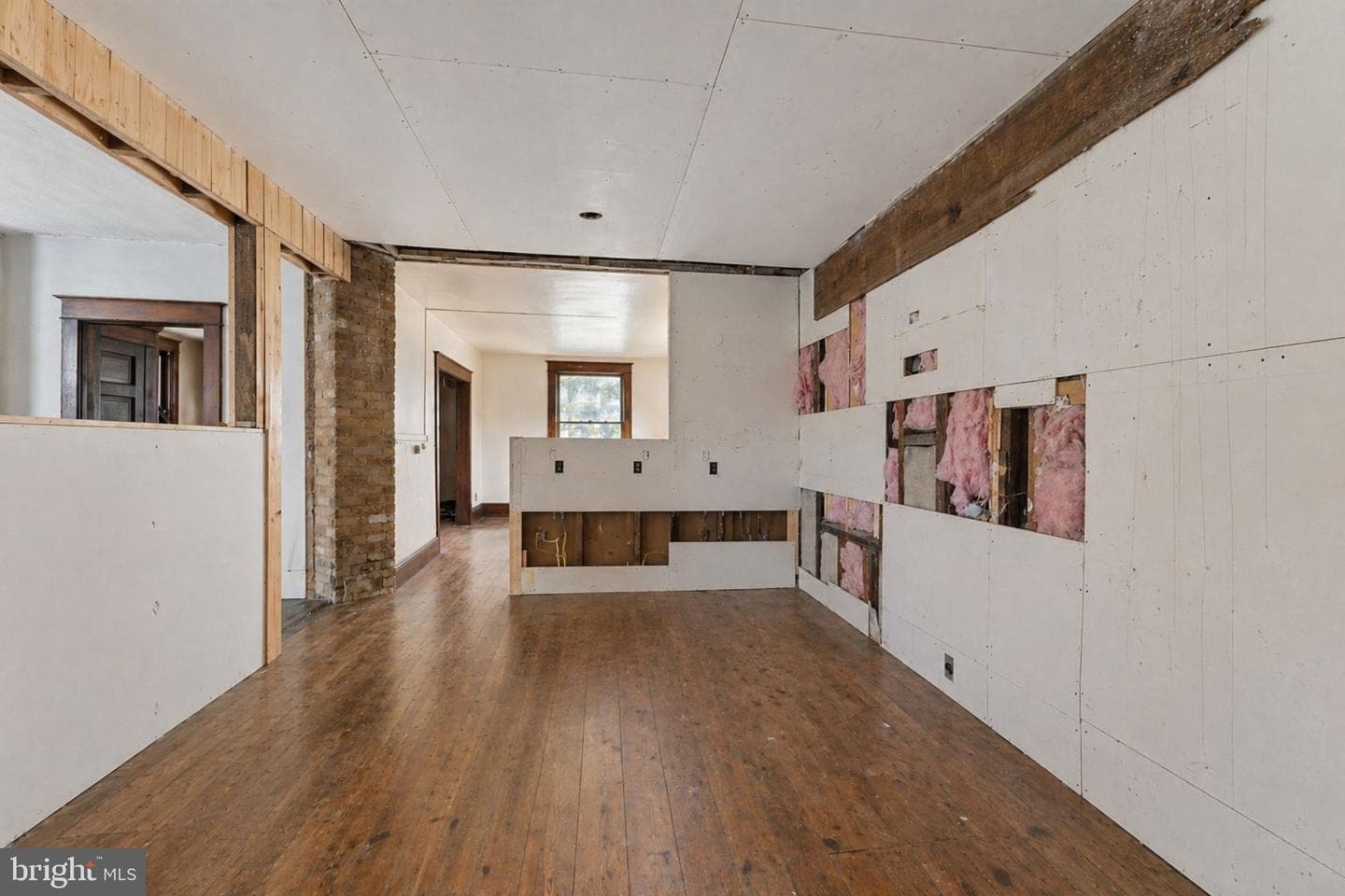 306 Hammond Street photo 15