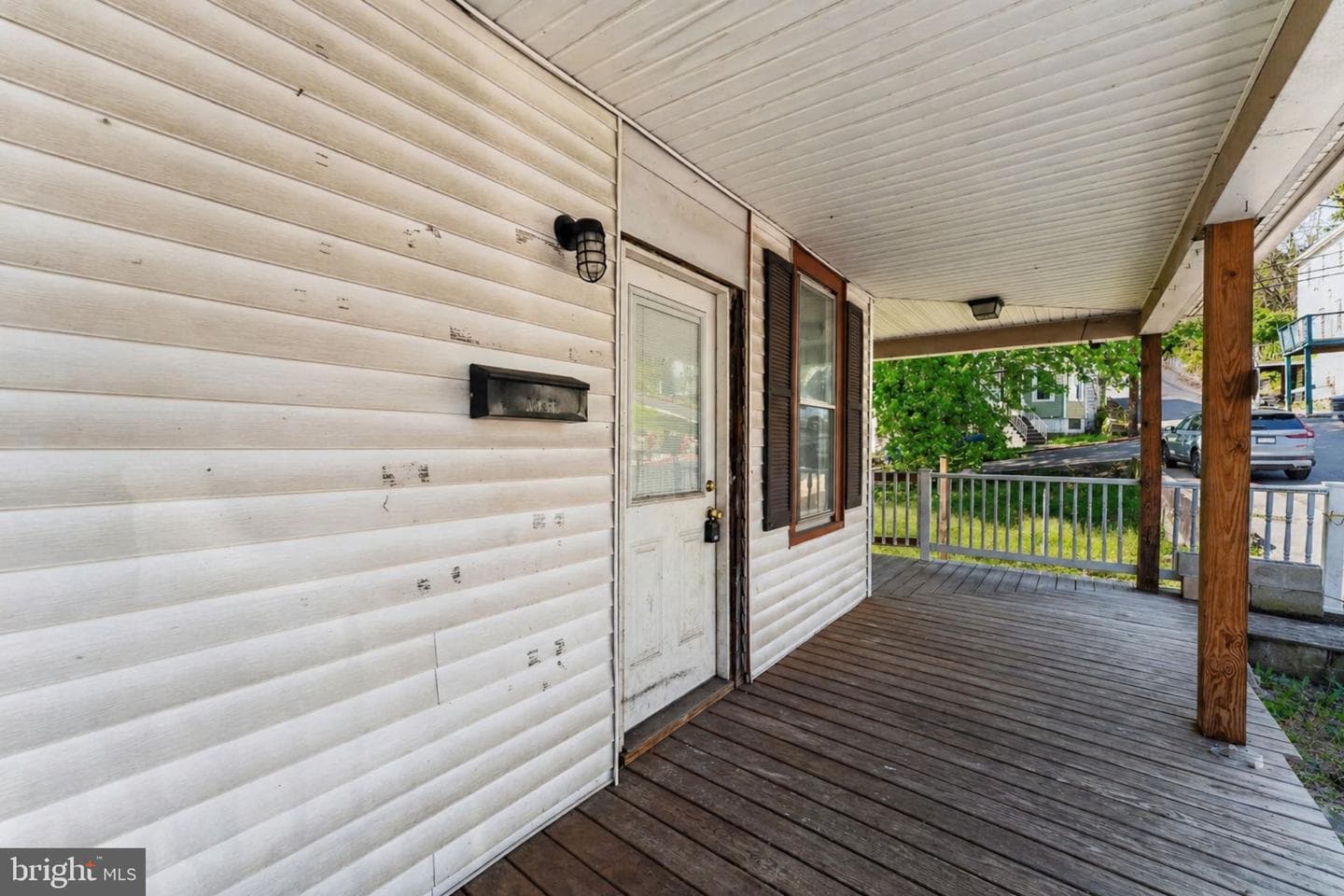306 Hammond Street photo 25