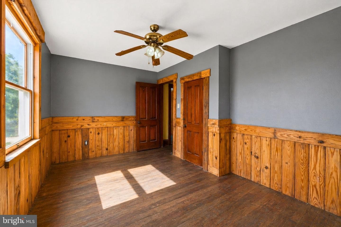 306 Hammond Street photo 6