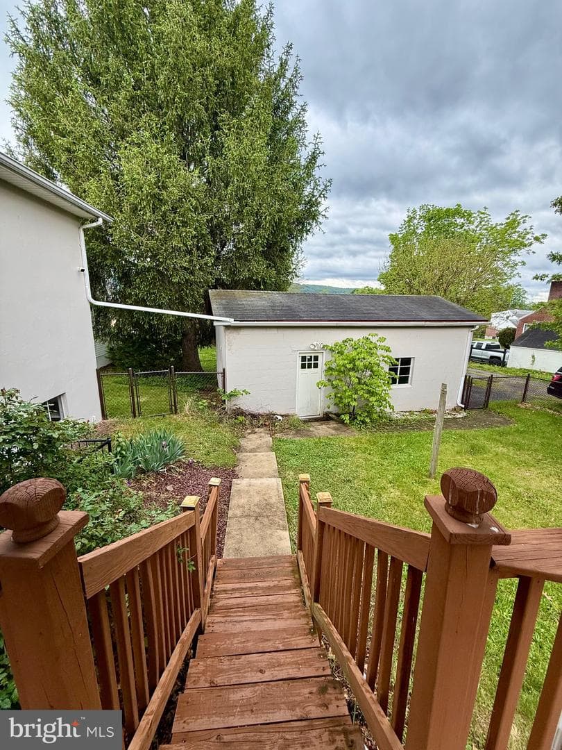 719 E Oldtown Road photo 19