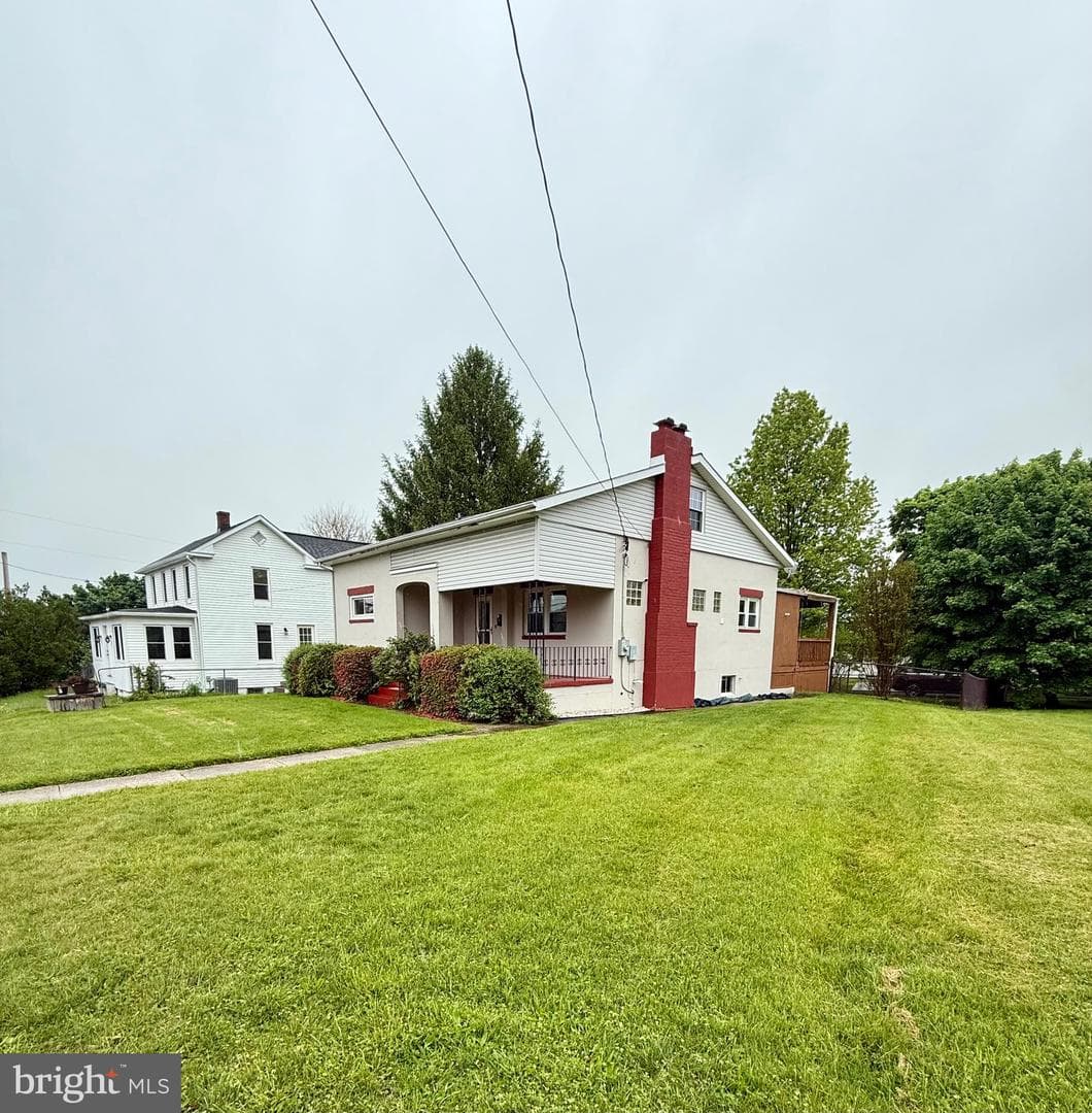 719 E Oldtown Road photo 3