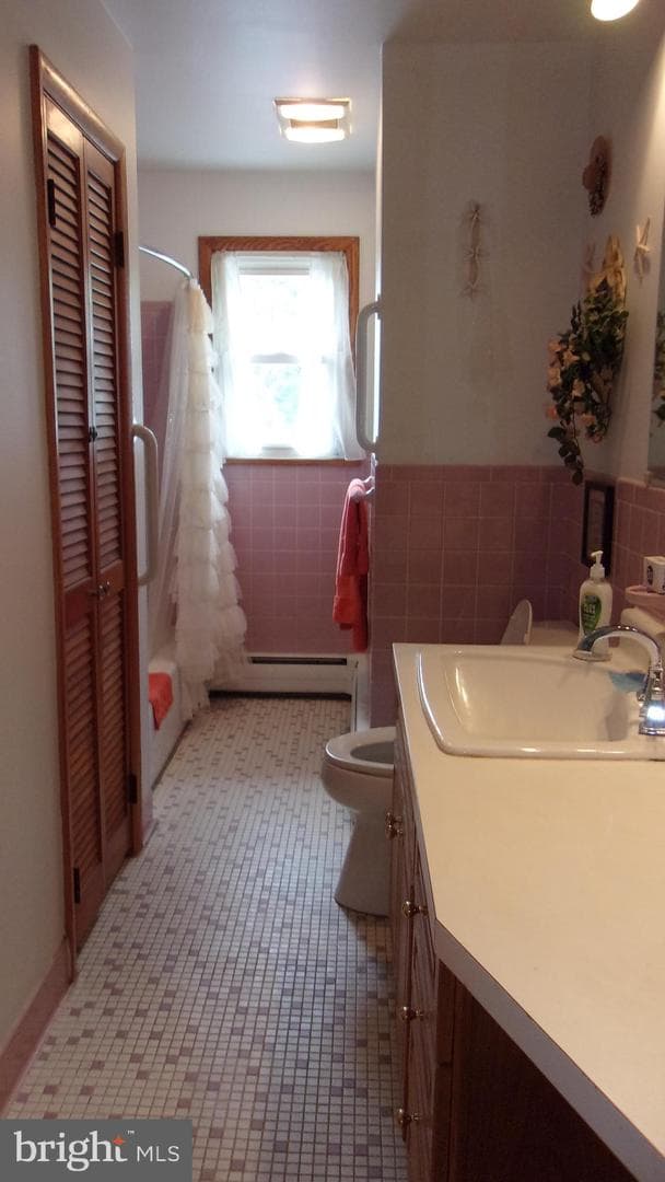223 Armstrong Avenue photo 10