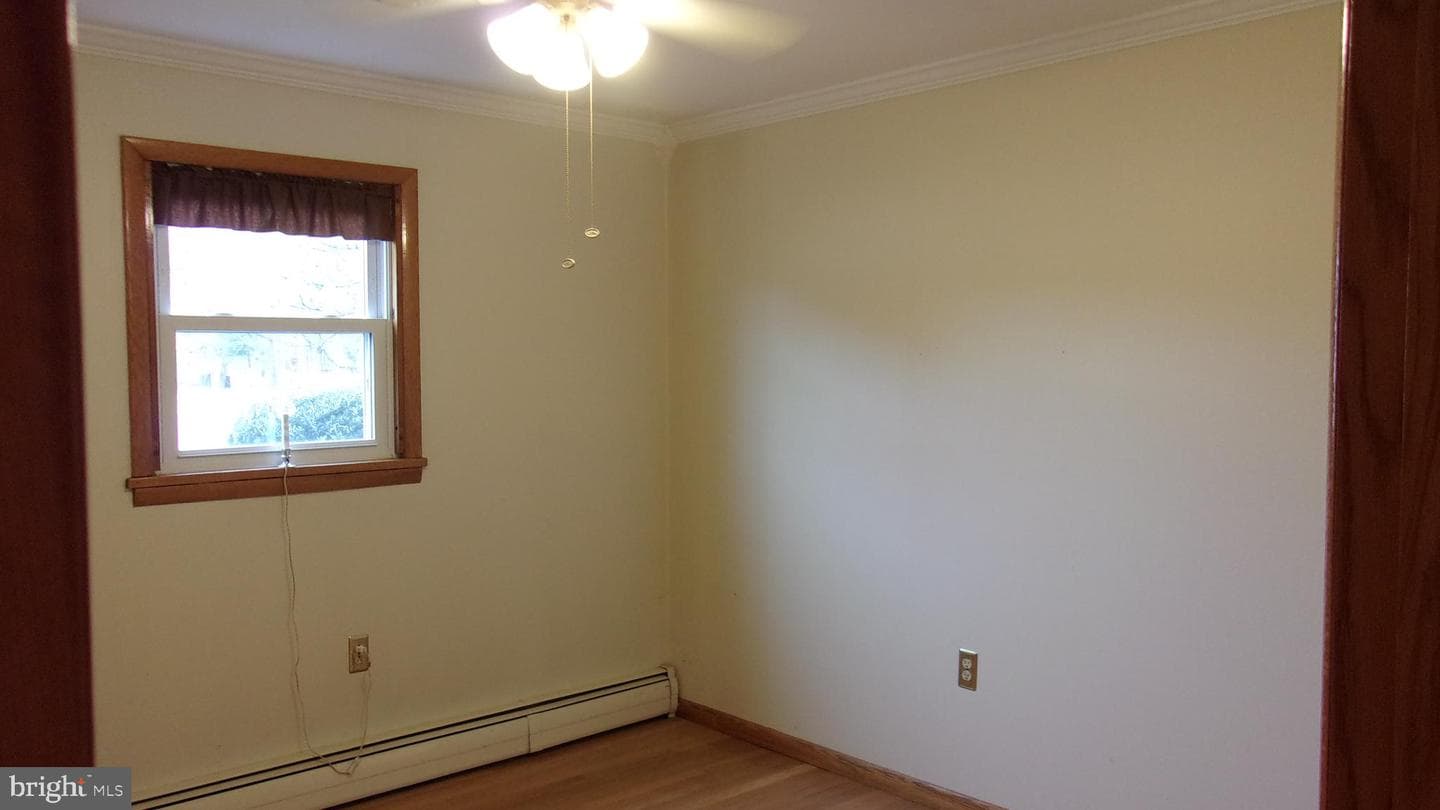 223 Armstrong Avenue photo 11