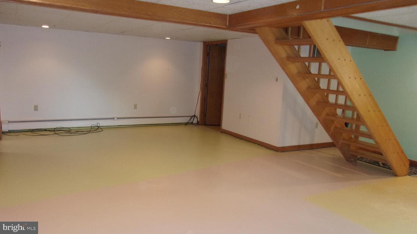 223 Armstrong Avenue photo 22