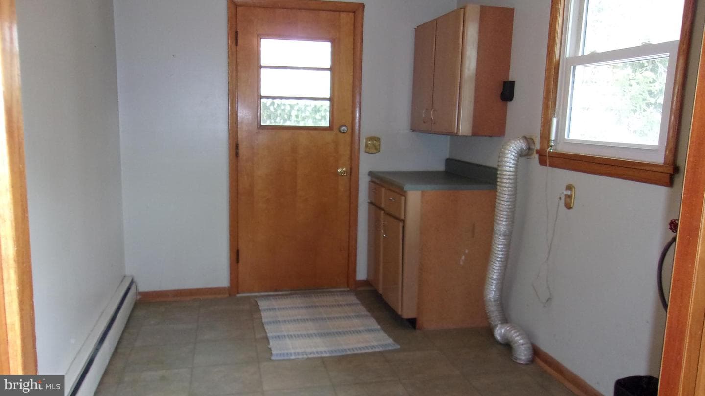 223 Armstrong Avenue photo 7