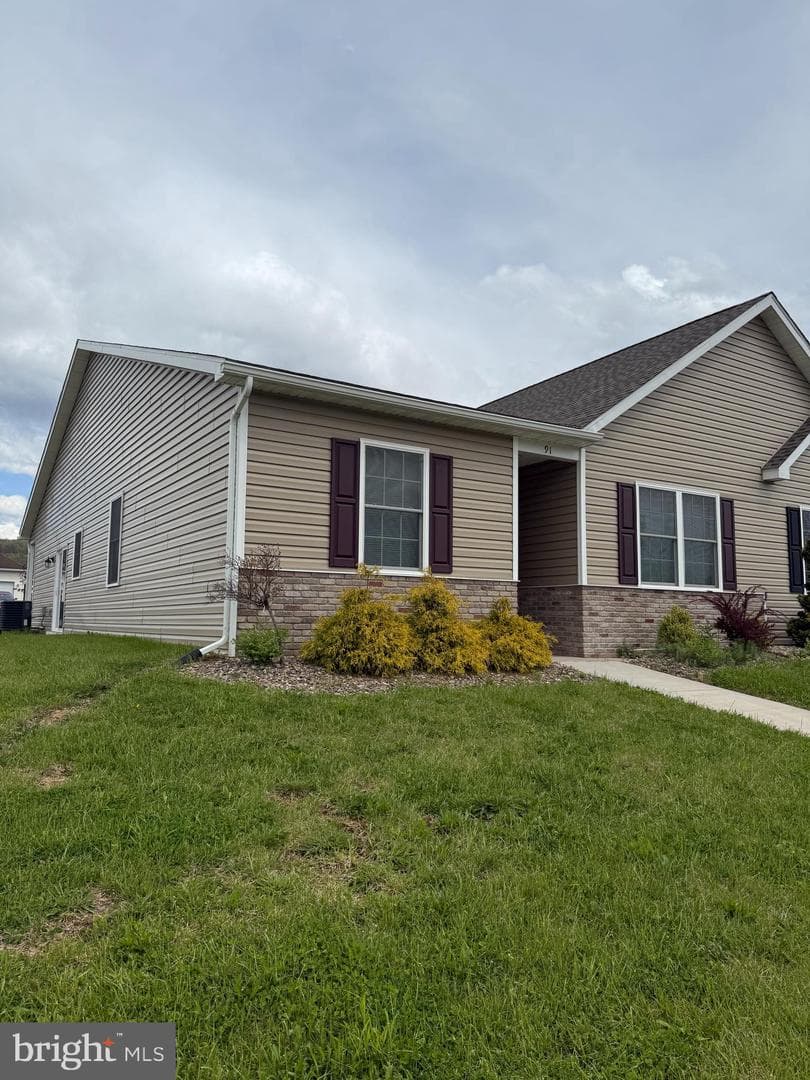 91 Candlewick Court, Frostburg