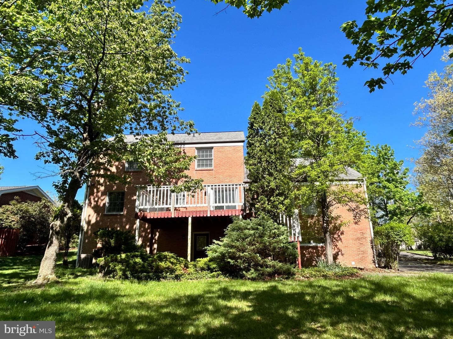 1048 Bishop Walsh Road photo 4