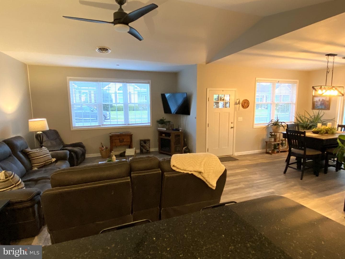 109 Candlewick Court photo 10