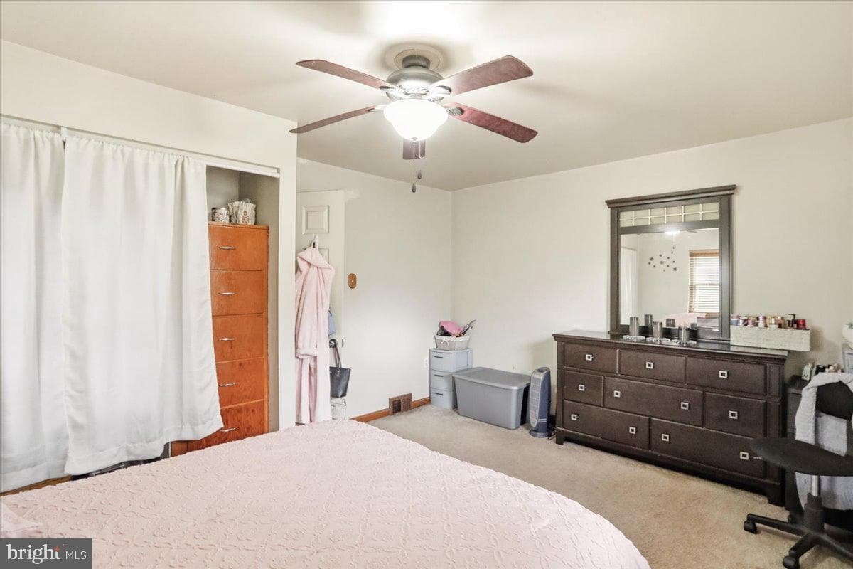 111 Wempe Dr photo 16